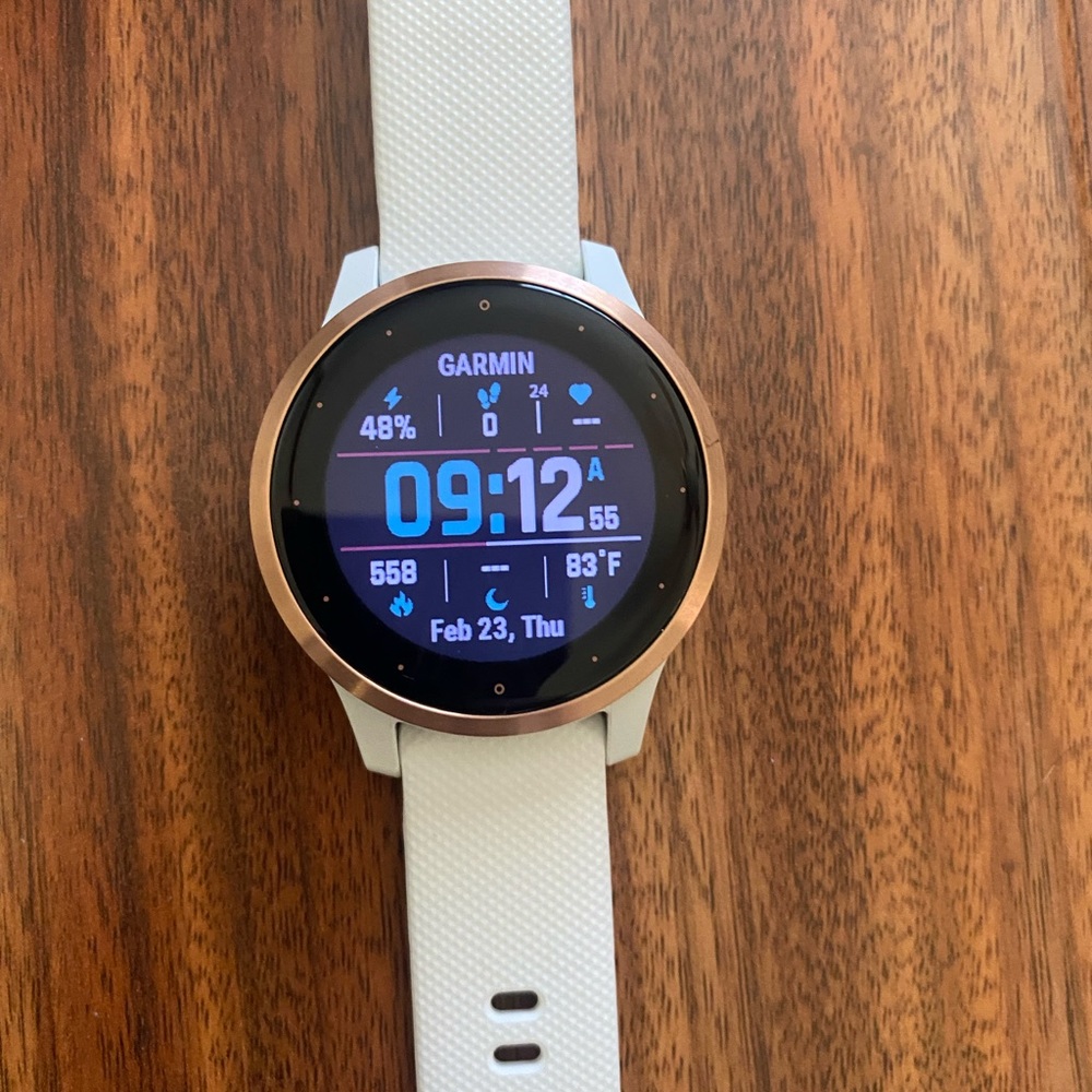 GARMIN vívoactive 4S watch
